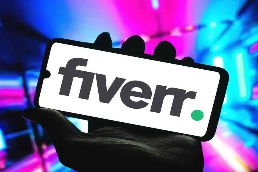 From Side Hustle to Full-Time Building a Career on Fiverr