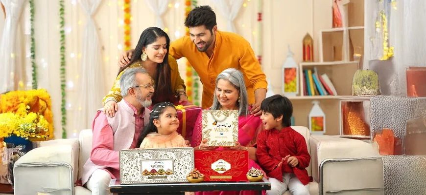 Looking for Gifts Under 1000? Start with Diyas and Other Thoughtful Diwali Picks